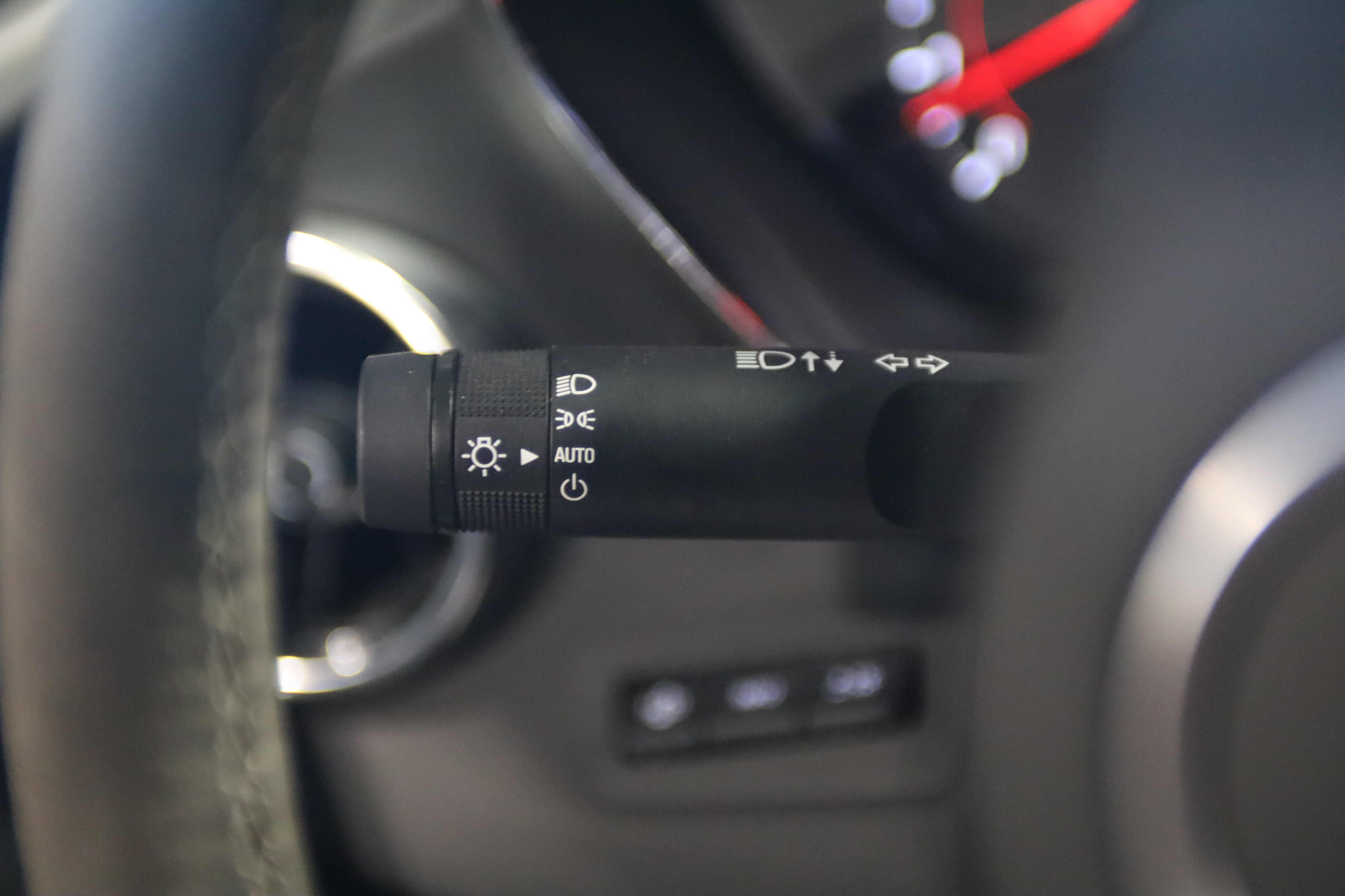 Used 2019 Chevrolet Camaro SS RWD image 18