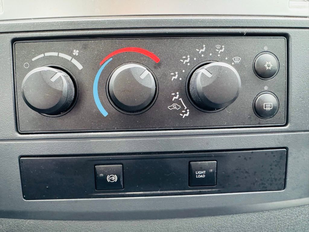 Used 2008 Dodge Ram 2500 Truck SXT w/ Protection Group image 31