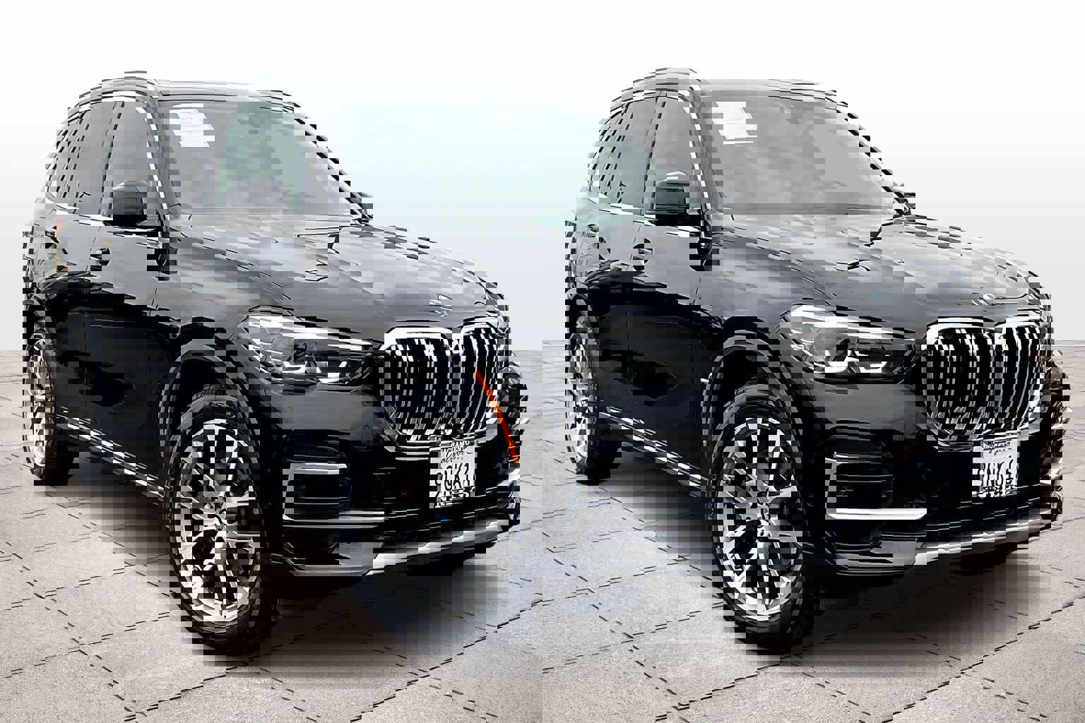 Used 2022 BMW X5 xDrive40i w/ Climate Comfort Package image 2