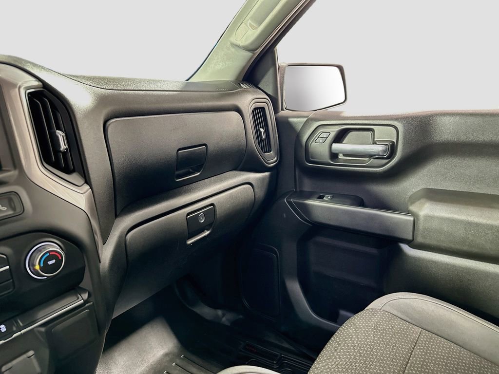 Used 2019 Chevrolet Silverado 1500 Custom w/ Custom Convenience Package AWD/4WD image 22