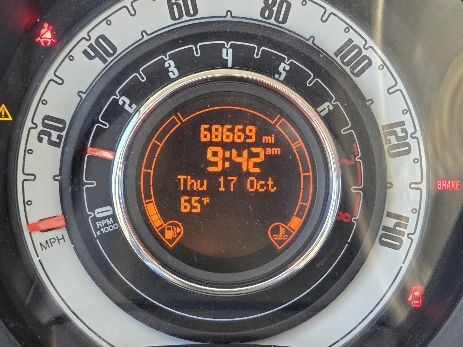 Used 2016 FIAT 500 Pop image 24