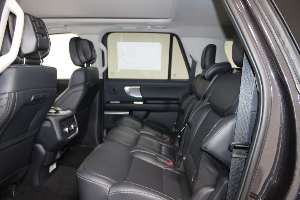 New 2027 Ford Expedition Max Platinum w/ Driver's Package RWD image 23