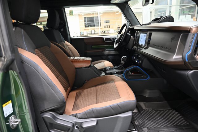 Used 2022 Ford Bronco Outer Banks image 11