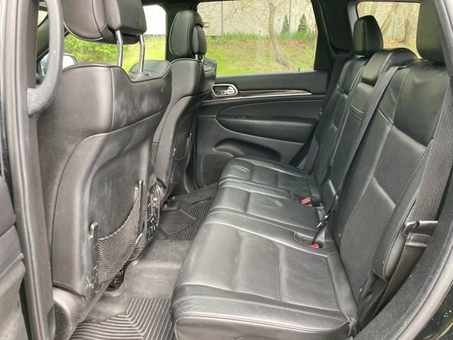 Used 2018 Jeep Grand Cherokee Overland w/ Jeep Active Safety Group AWD/4WD image 23