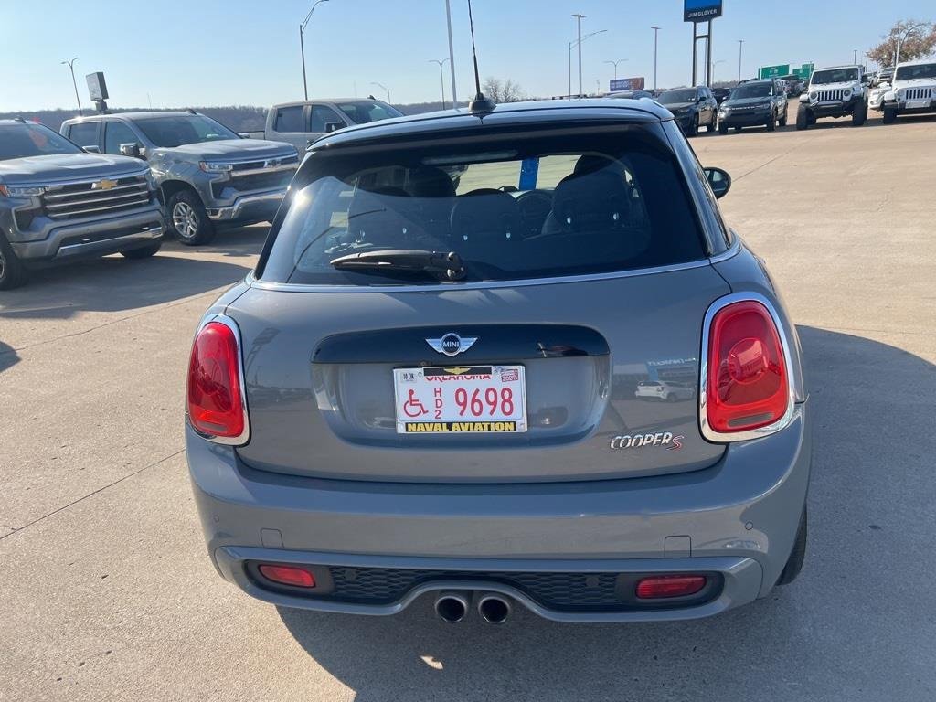 Used 2018 MINI Cooper S image 12