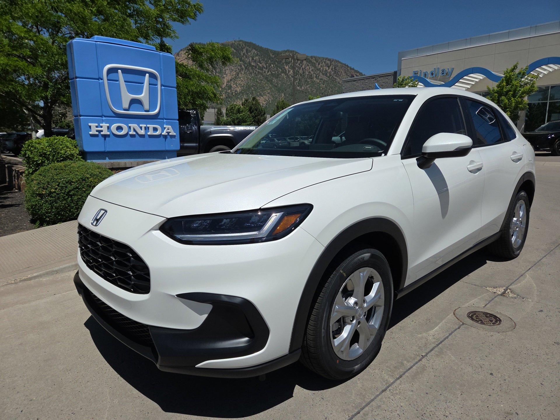 New 2025 Honda HR-V LX