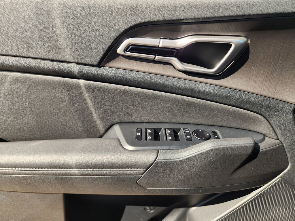 New 2026 Kia Sportage X-Line w/ X-Line Premium Package image 16