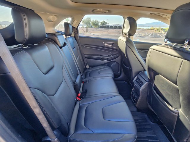 Used 2018 Ford Edge Titanium w/ Equipment Group 302A image 17