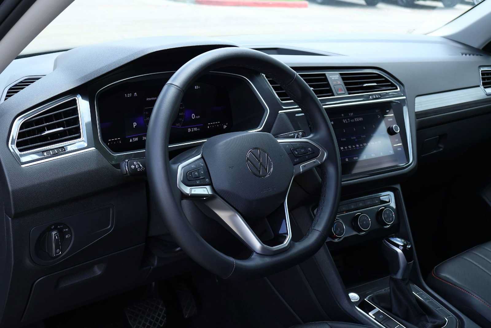 Used 2024 Volkswagen Tiguan Wolfsburg Edition AWD/4WD image 2