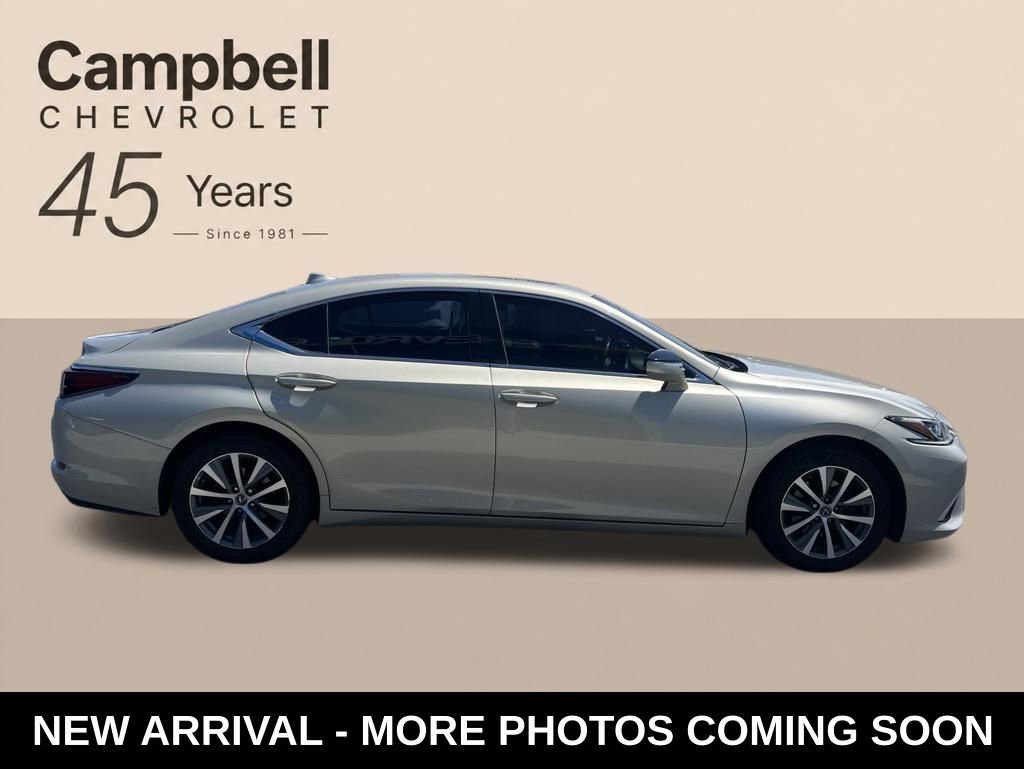 Used 2021 Lexus ES 350 w/ Accessory Package FWD image 6
