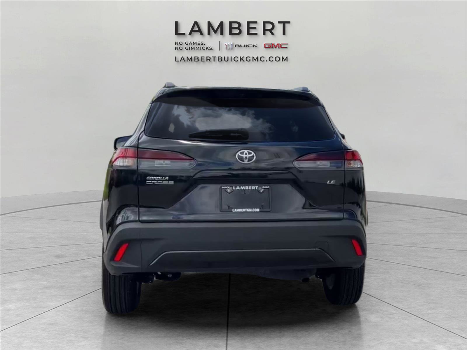 Used 2026 Toyota Corolla Cross LE FWD image 6