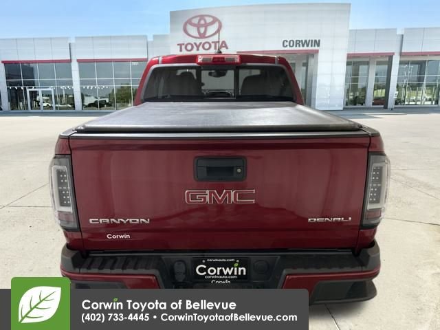 Used 2018 GMC Canyon Denali image 4