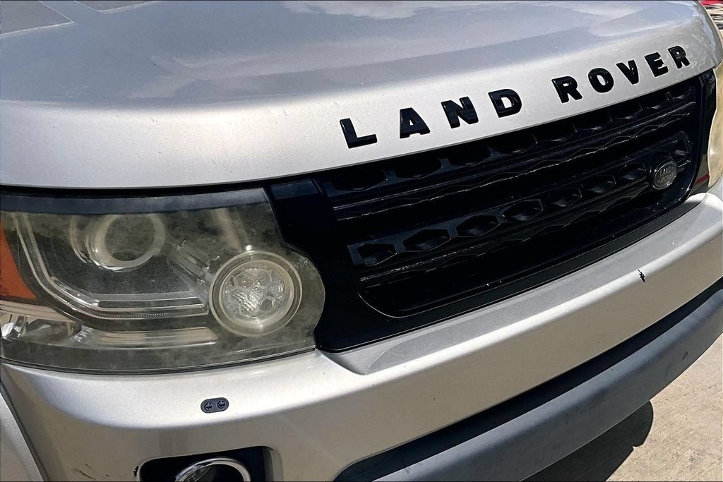 Used 2015 Land Rover LR4 HSE AWD/4WD image 39