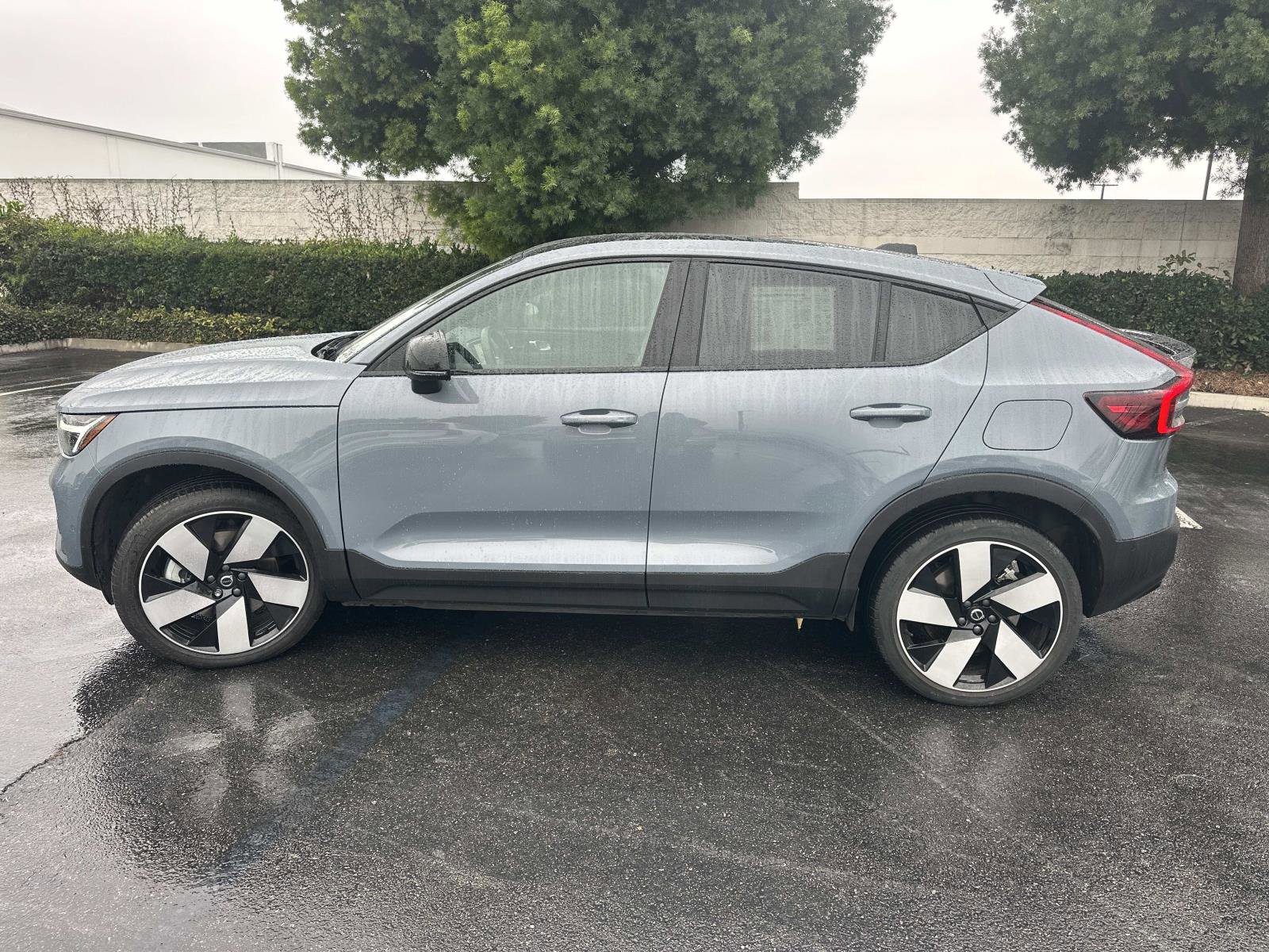 Certified 2023 Volvo C40 P8 Recharge Ultimate image 7