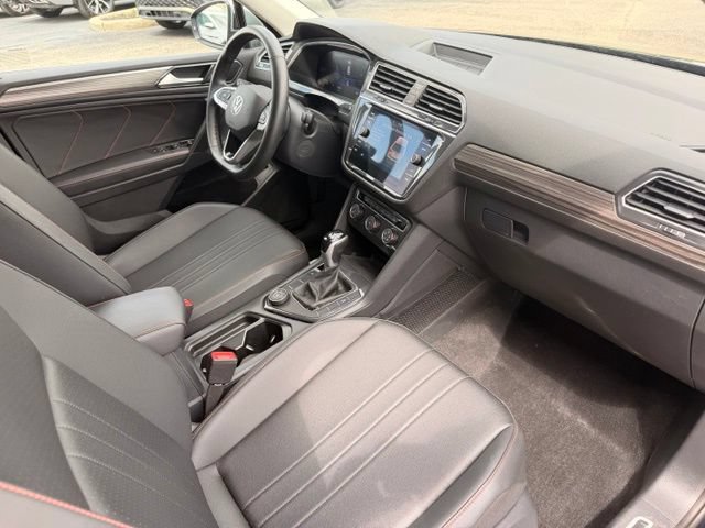 Certified 2024 Volkswagen Tiguan Wolfsburg Edition AWD/4WD image 19