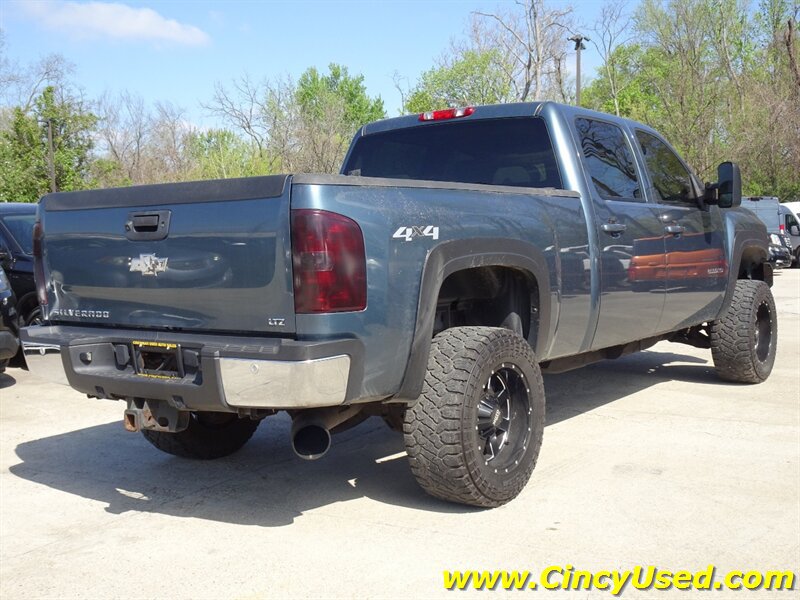 Used 2011 Chevrolet Silverado 2500 LTZ w/ LTZ Plus Package AWD/4WD image 6