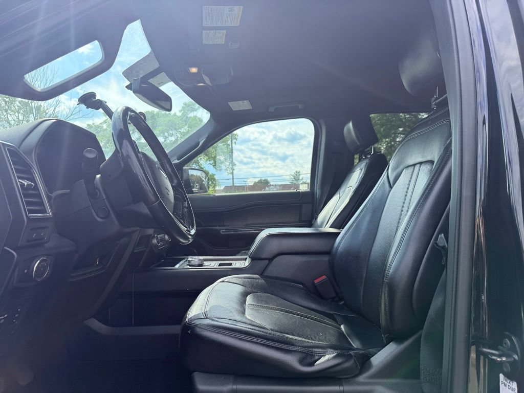Used 2018 Ford Expedition Max Limited RWD image 8