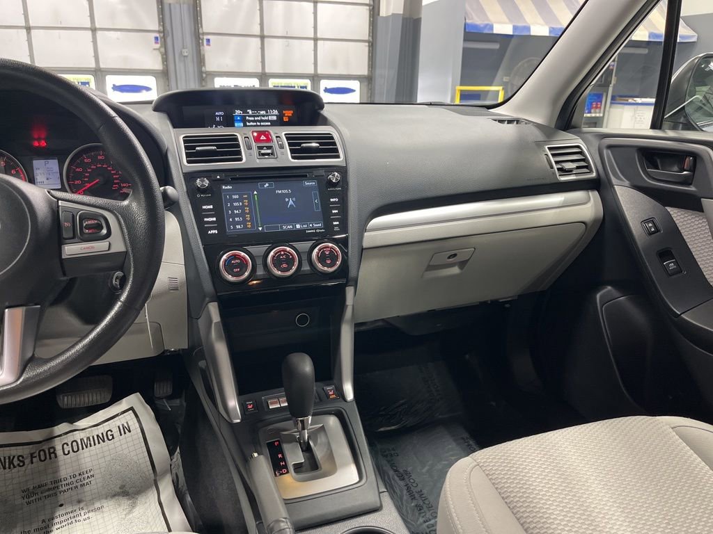 Used 2017 Subaru Forester 2.5i Premium w/ All-Weather Package image 28
