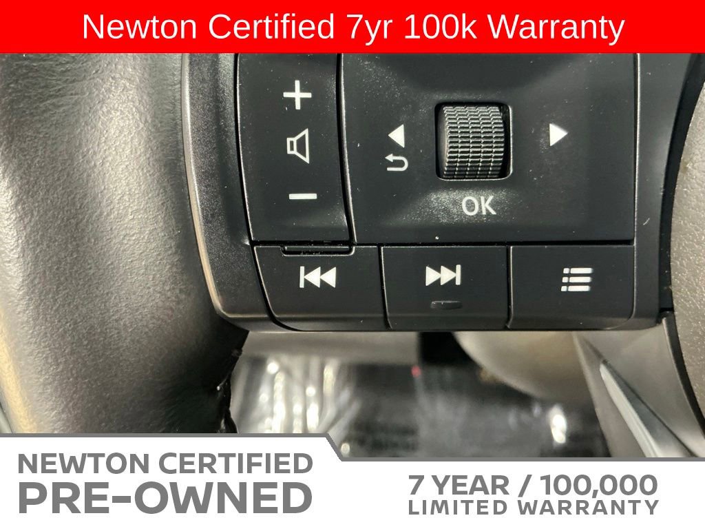 Used 2024 Nissan Pathfinder SL AWD/4WD image 40