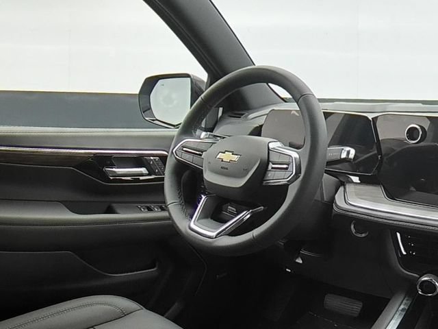 New 2026 Chevrolet Suburban LT w/ Comfort Package AWD/4WD image 31