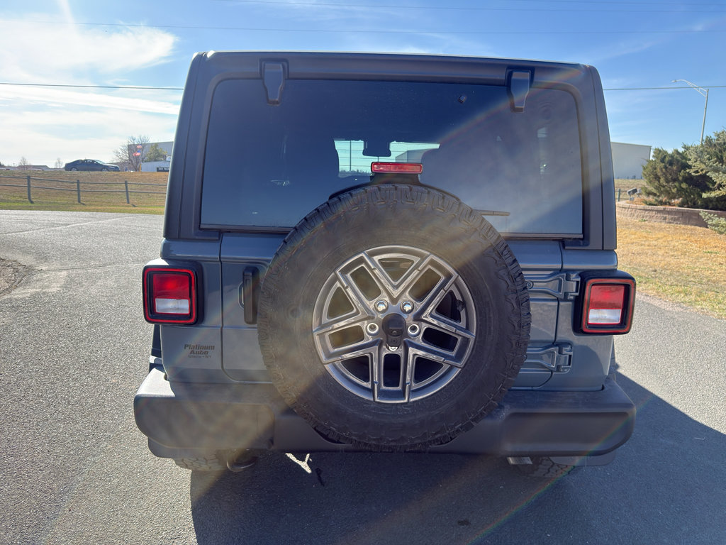 Used 2024 Jeep Wrangler Sport S AWD/4WD image 6