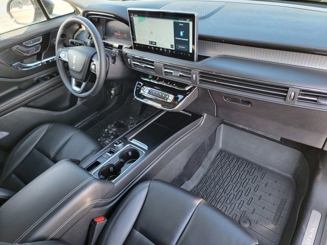 Certified 2024 Lincoln Corsair AWD w/ Equipment Group 101A image 25