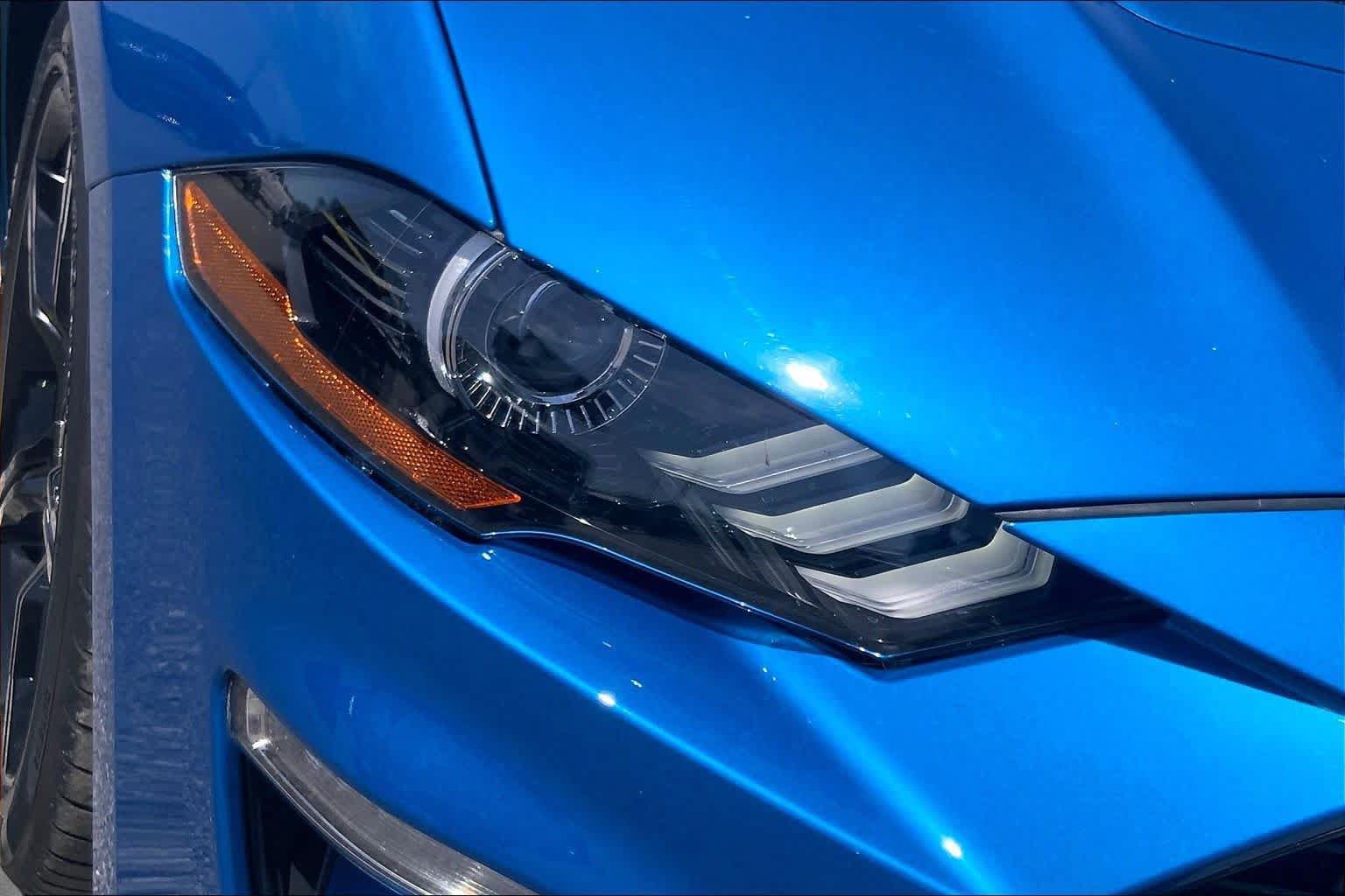 Used 2020 Ford Mustang GT Premium w/ Equipment Group 401A RWD image 28