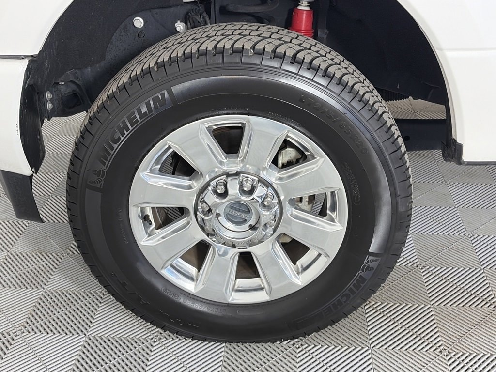 Certified 2017 Ford F350 Platinum w/ Platinum Ultimate Package image 8