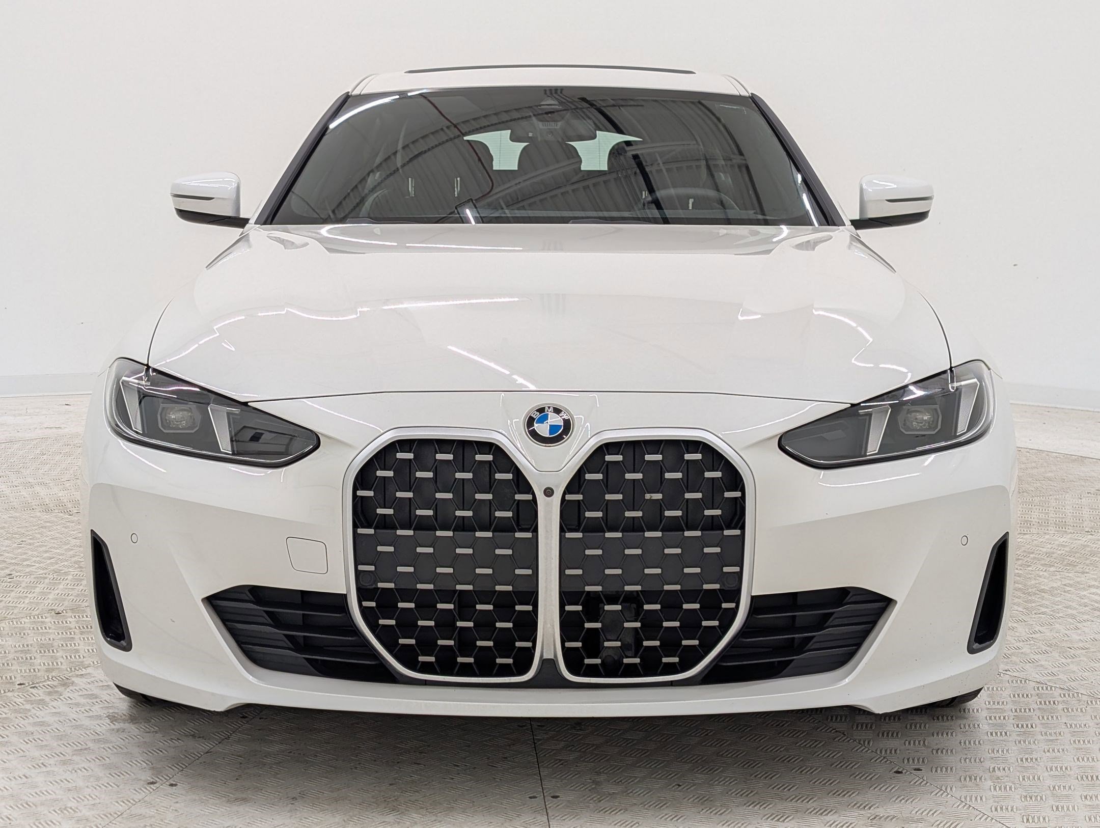 Certified 2025 BMW 430i w/ Premium Package image 6