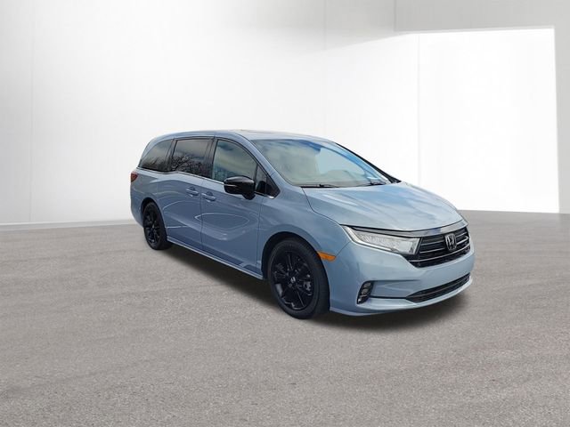 Used 2024 Honda Odyssey Sport image 2