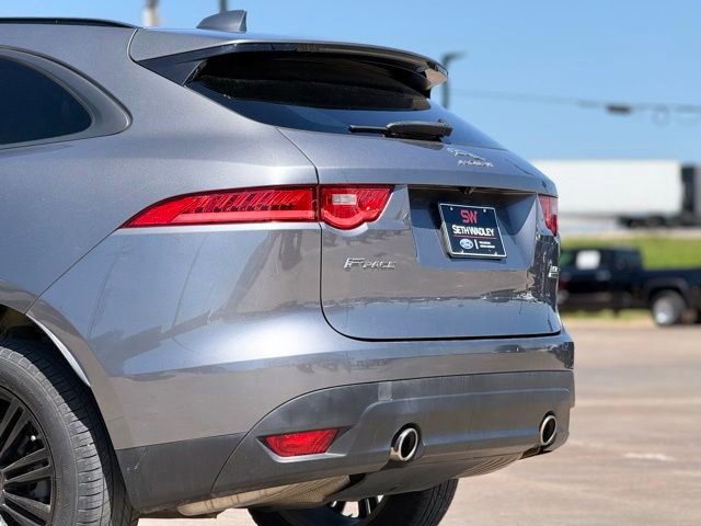 Used 2017 Jaguar F-PACE Premium AWD/4WD image 11