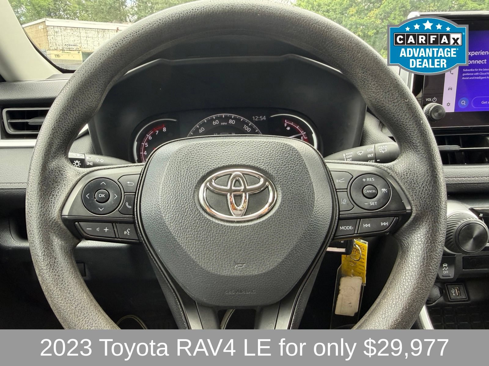 Used 2023 Toyota RAV4 LE AWD/4WD image 11