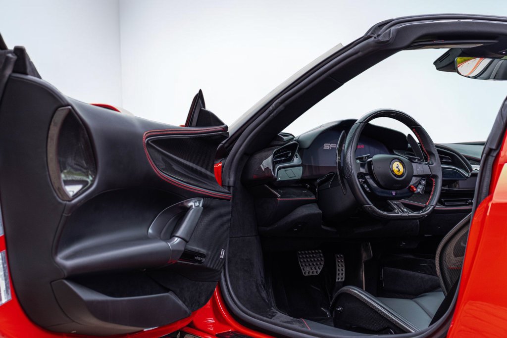 Certified 2022 Ferrari SF90 Spider AWD/4WD image 36
