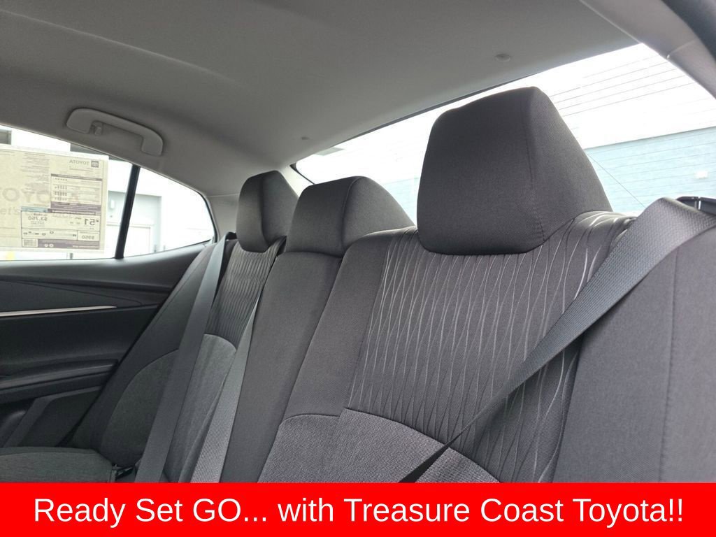 Used 2026 Toyota Camry LE FWD image 22