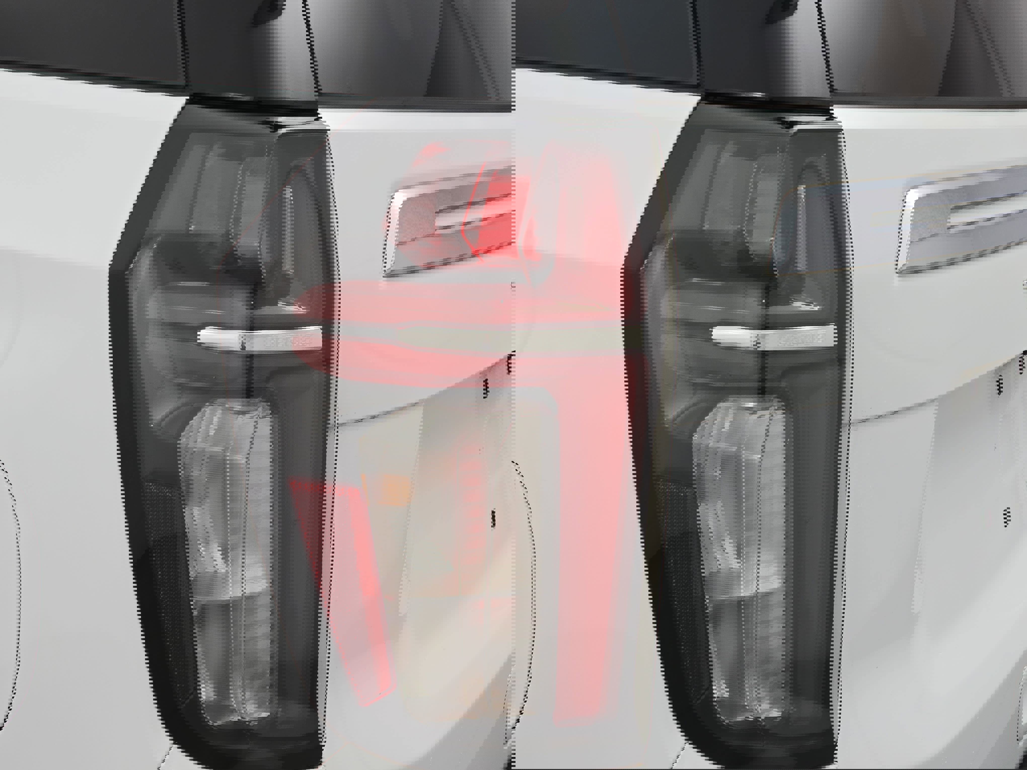 Used 2023 Chevrolet Tahoe LT w/ Luxury Package image 36