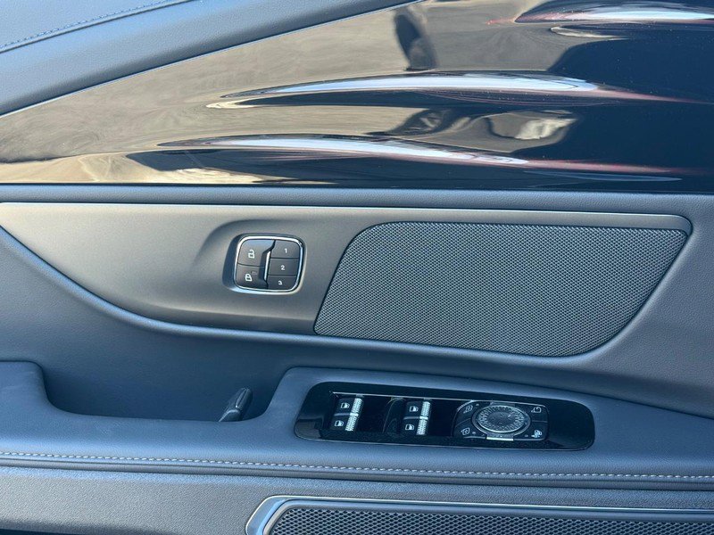 New 2026 Lincoln Nautilus Premier AWD/4WD image 18