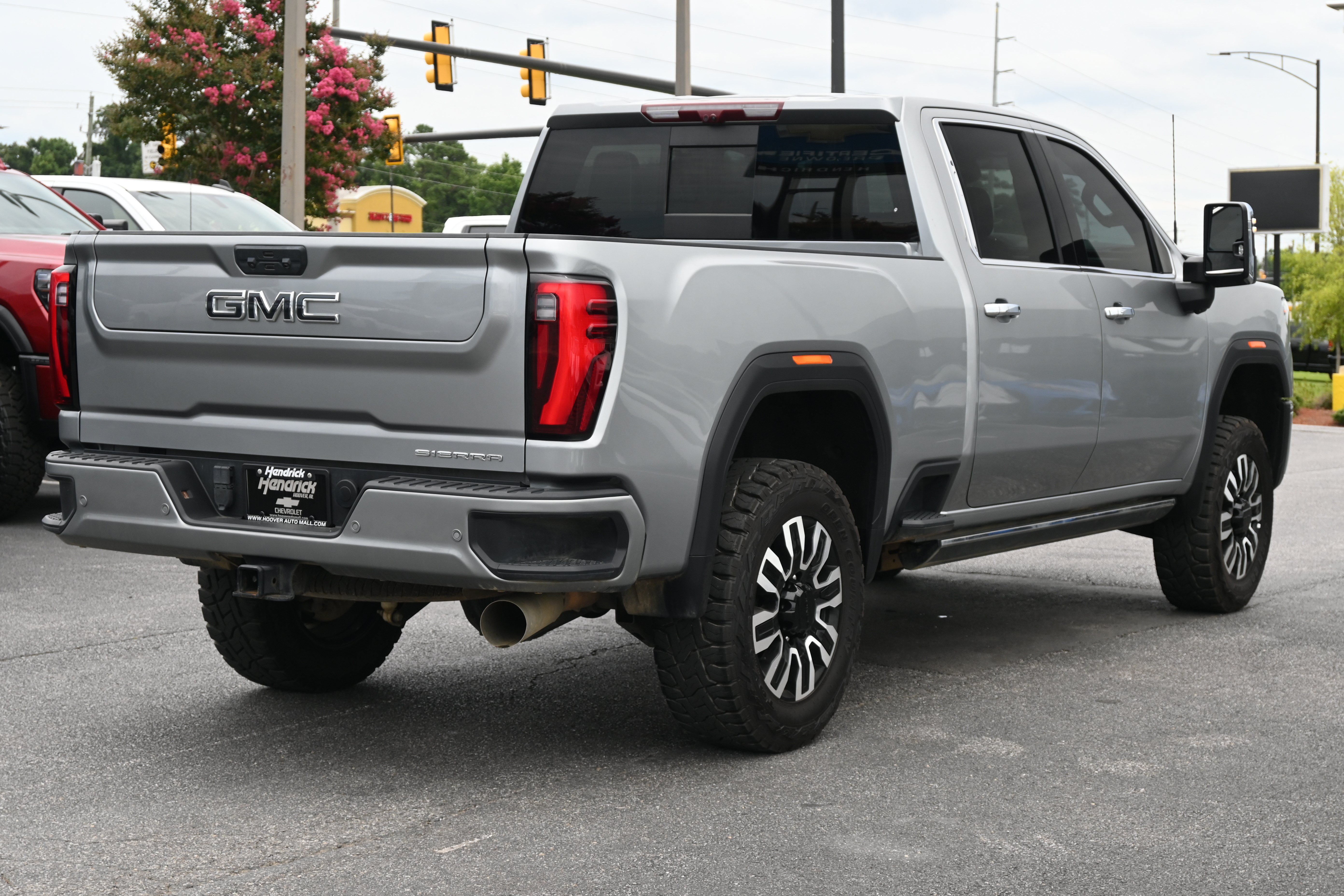 Used 2025 GMC Sierra 2500 Denali Ultimate w/ Max Trailering Package AWD/4WD image 19