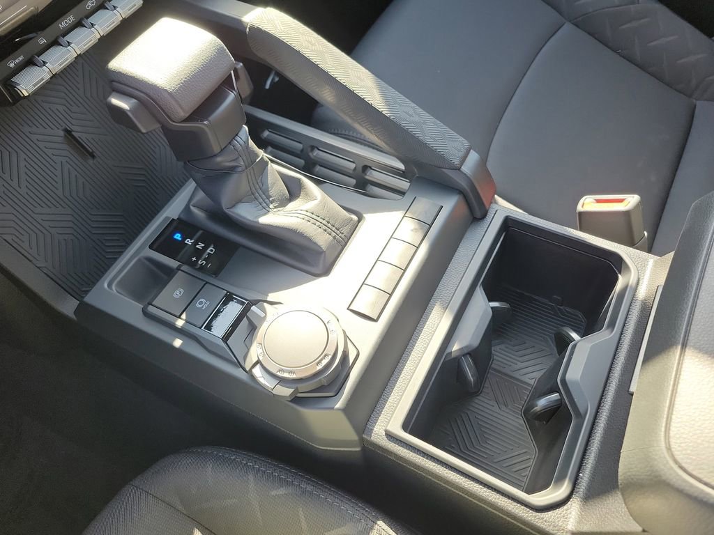 Used 2026 Toyota Tacoma SR image 14