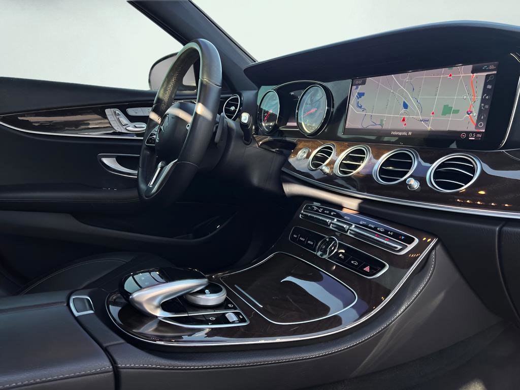 Used 2019 Mercedes-Benz E 300 image 33