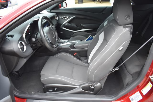 Used 2023 Chevrolet Camaro LT w/ Technology Package RWD image 18