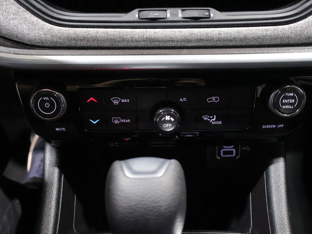 Used 2024 Jeep Compass Sport AWD/4WD image 30
