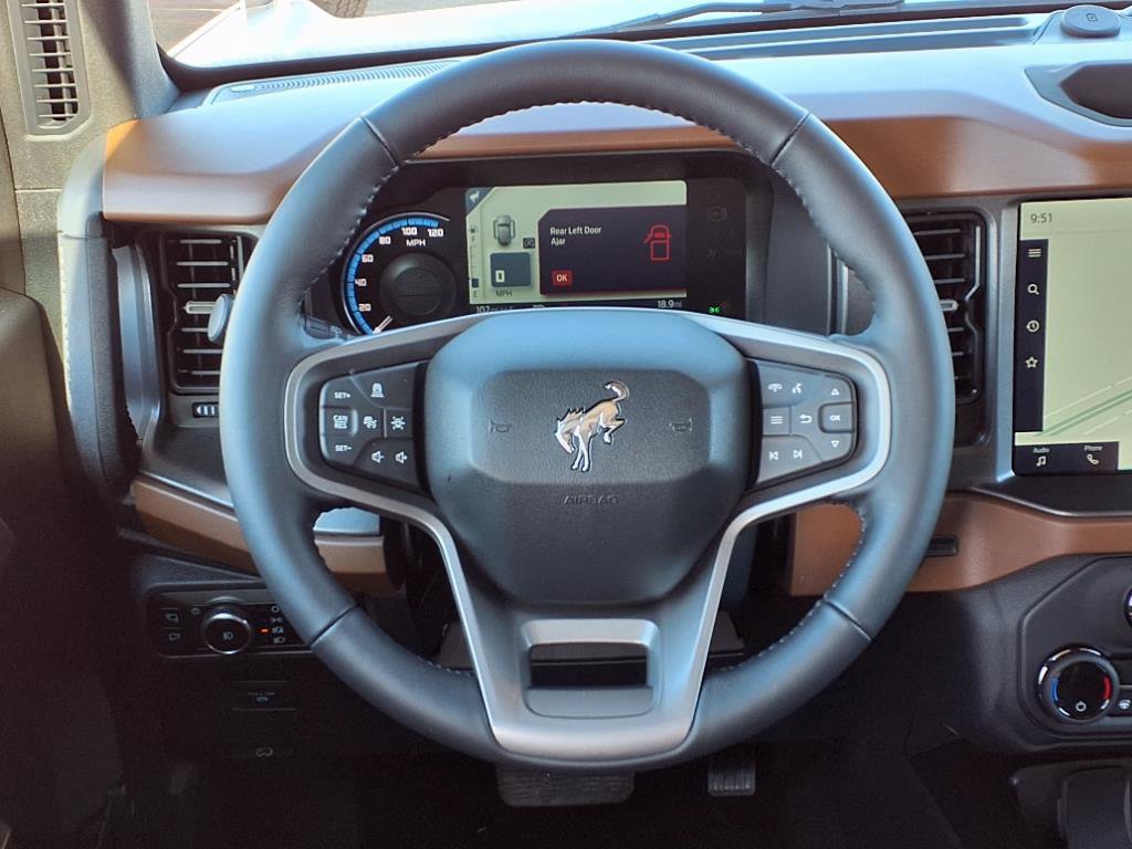 New 2024 Ford Bronco Outer Banks image 10