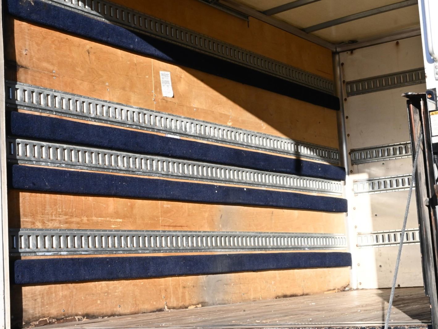 Used 2017 Chevrolet Express 3500 RWD image 11