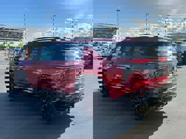 Certified 2024 Chevrolet Traverse RS AWD/4WD image 21