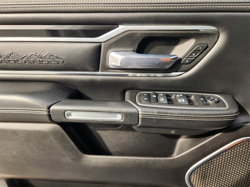 Used 2022 RAM 1500 Laramie w/ Sport Appearance Package image 26
