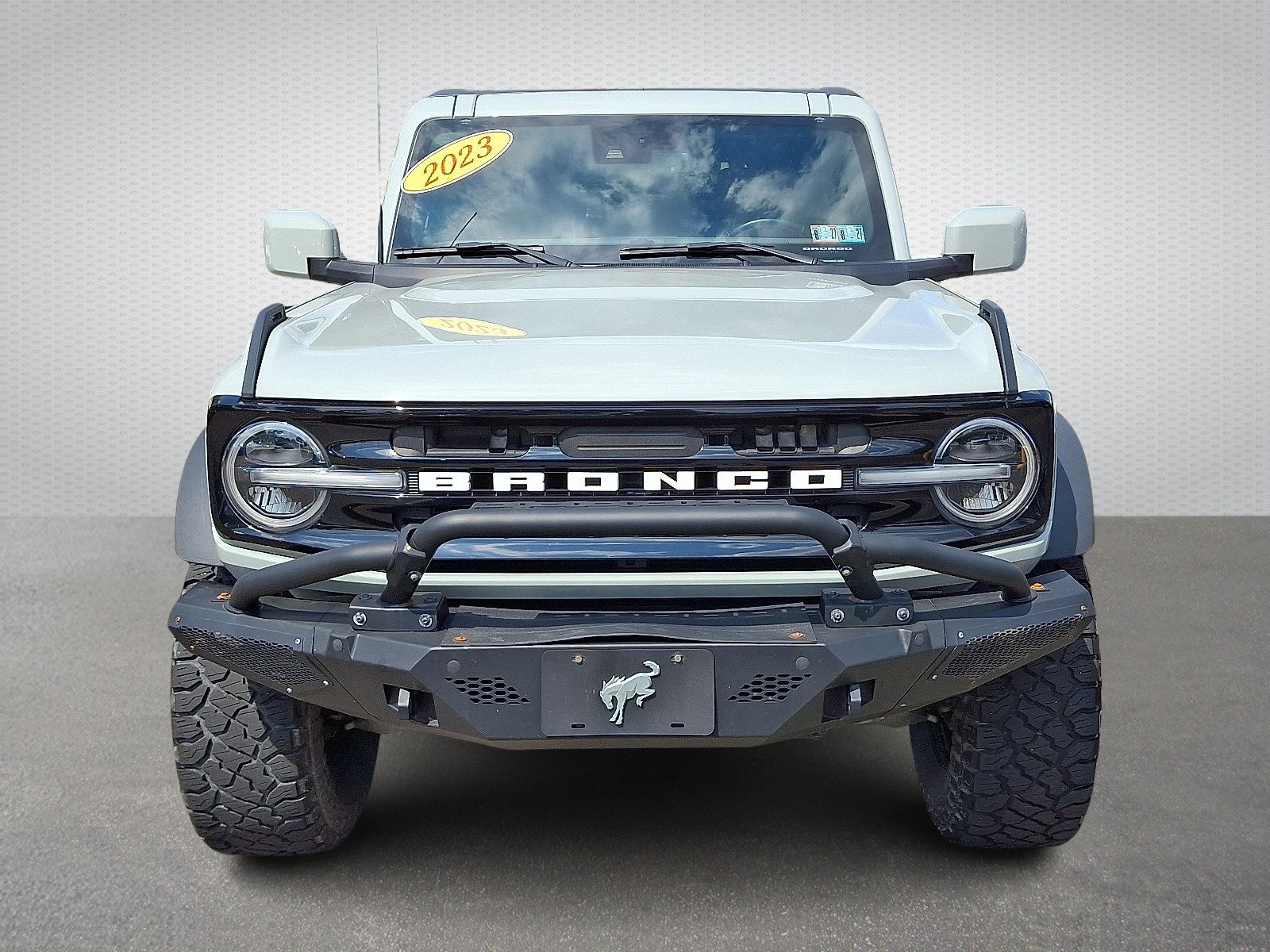 Used 2023 Ford Bronco Outer Banks AWD/4WD image 2