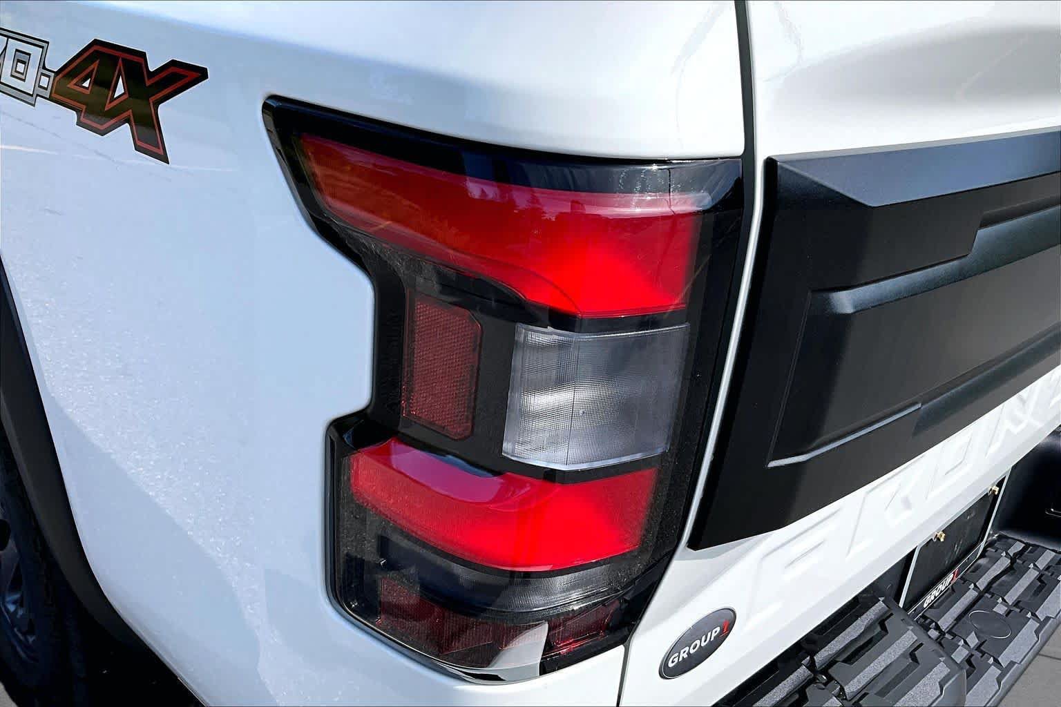 Used 2026 Nissan Frontier PRO-4X AWD/4WD image 28