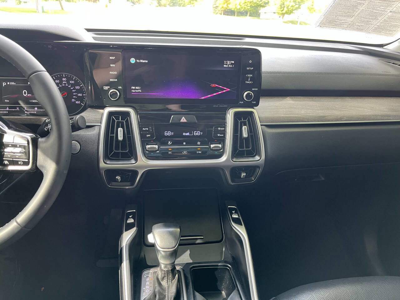 Used 2022 Kia Sorento S w/ Panoramic Sunroof Package image 18