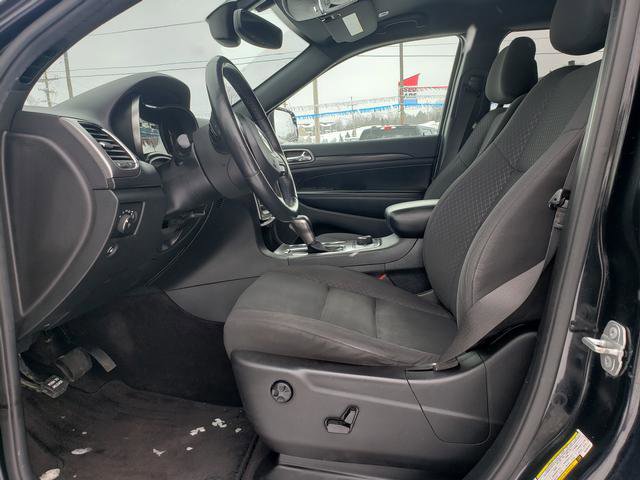 Used 2019 Jeep Grand Cherokee Laredo image 10