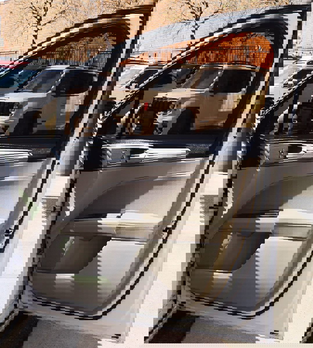 Used 2019 Ford Fusion SE image 29